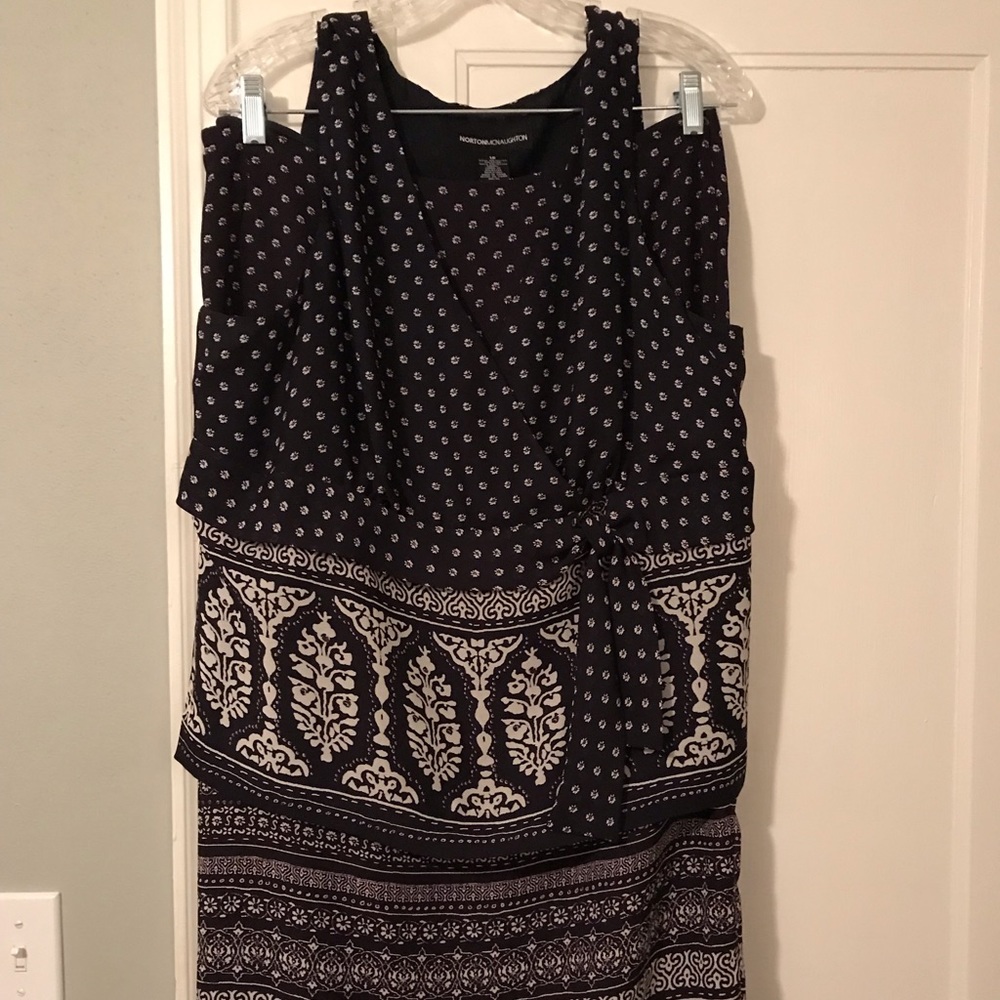 Women’s Norton McNaughton Skirt set